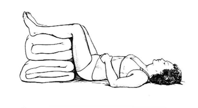 Recommended posture for shooting lumbar pain in the legs and buttocks